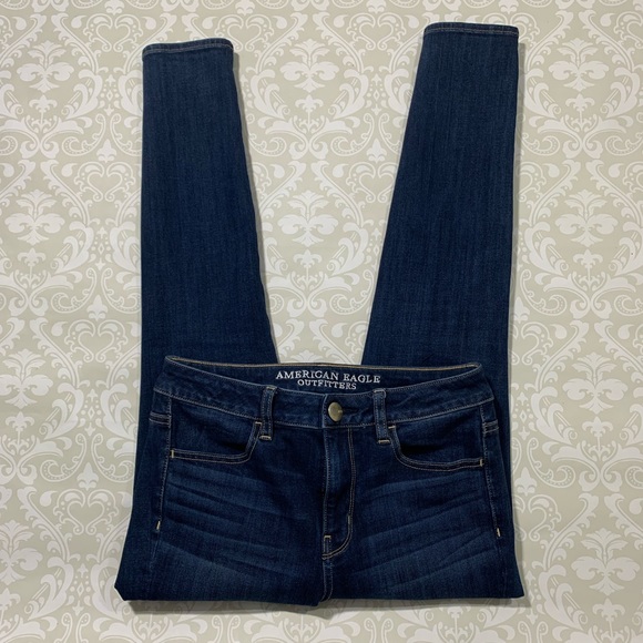 American Eagle Outfitters Denim - AEO high rise Jeggings size 4 short